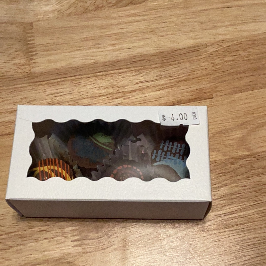 4 Chocolates